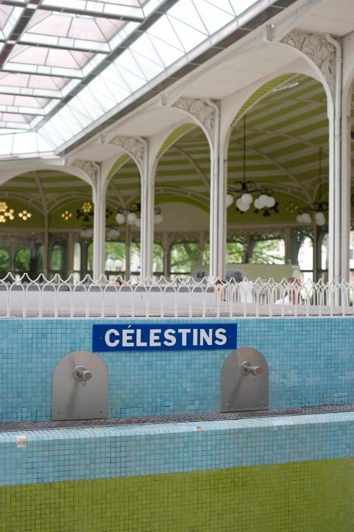 Hotel Des Thermes Les Domes Vichy Exteriér fotografie