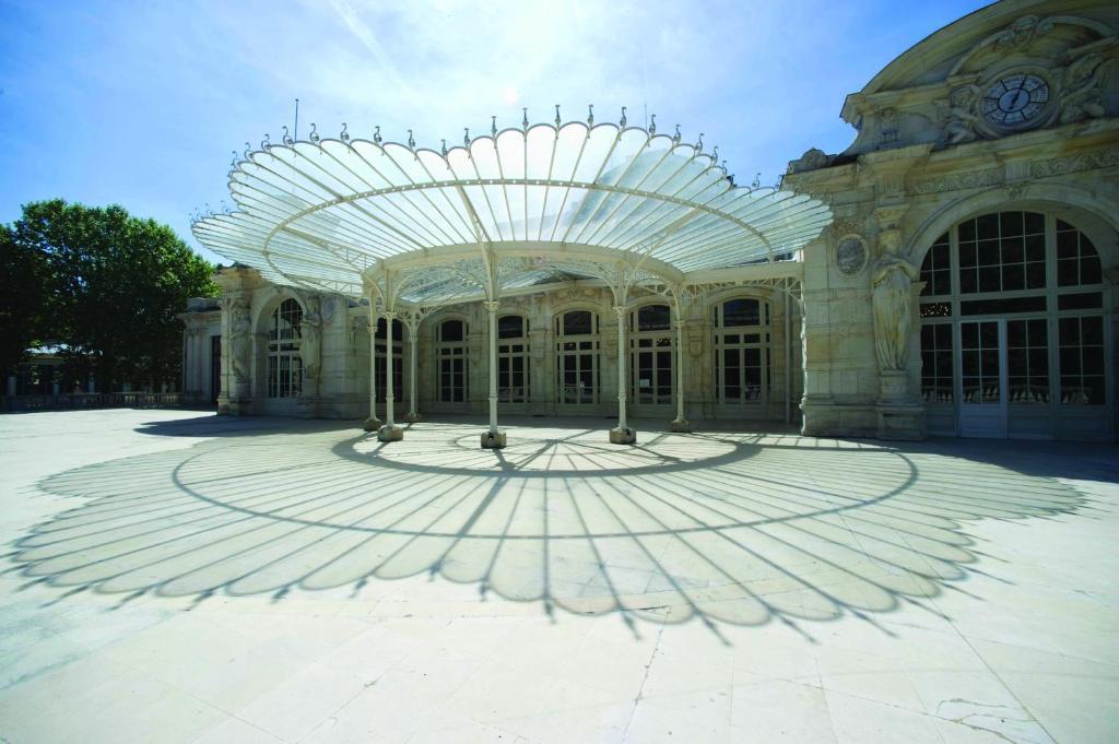 Hotel Des Thermes Les Domes Vichy Exteriér fotografie